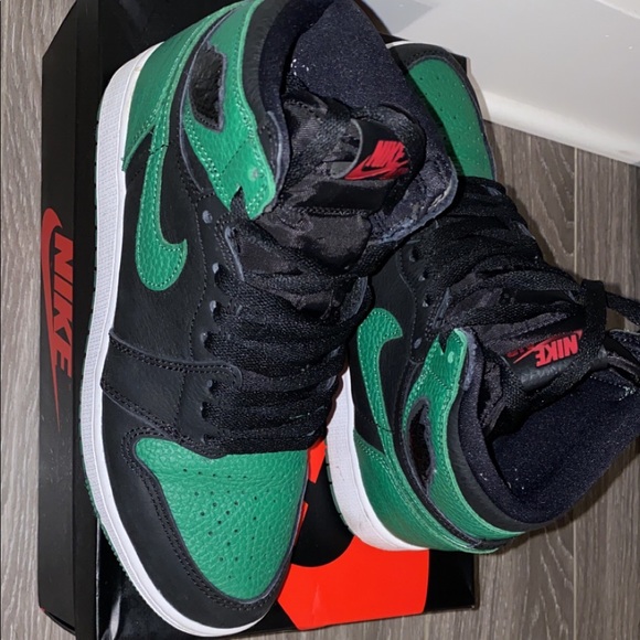 Retro 1 Jordan kids size boys